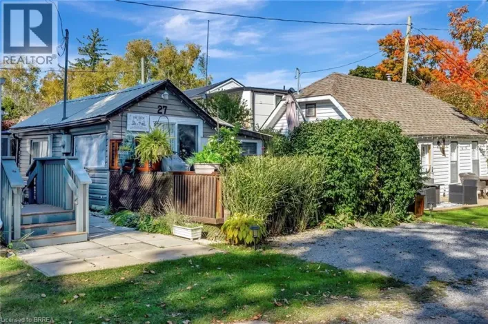 27 BUCKS PARK, Port Dover