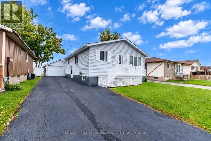 27 CHANTAL COURT, Welland
