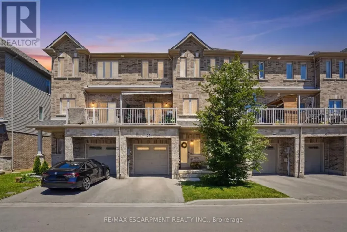 27 CROSSINGS WAY, Hamilton