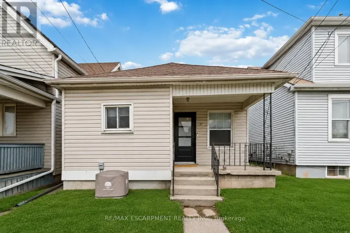 27 EDINBURGH AVENUE, Hamilton