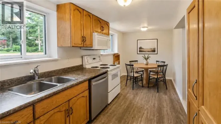 27 ELMHURST Crescent, Guelph