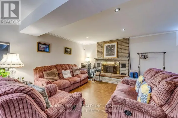 27 GILCREST STREET, Hamilton