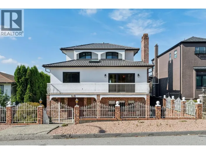 27 GROSVENOR AVENUE, Burnaby