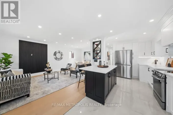 27 GULLY DRIVE, Toronto