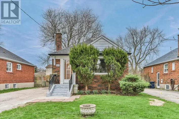 27 INNISMORE CRESCENT, Toronto