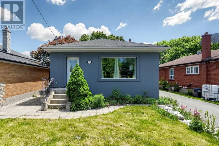 27 JAPONICA ROAD, Toronto
