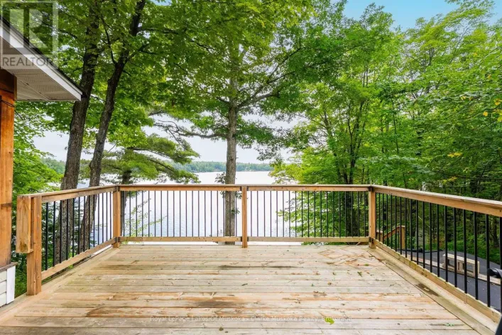 House for sale: 27 JOYCE LANE, The Archipelago