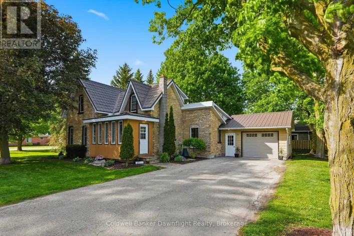 27 KING STREET, Huron East