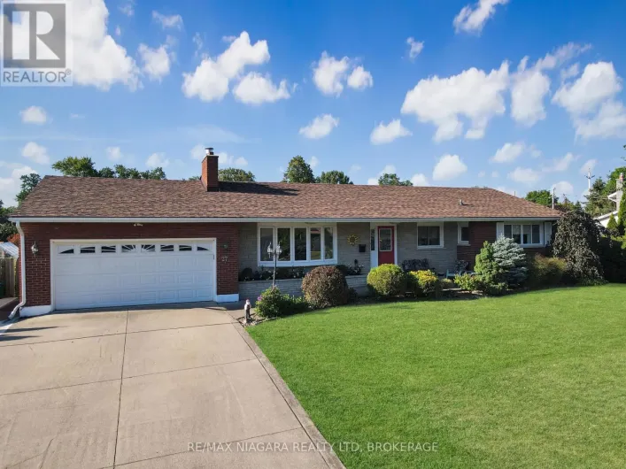 27 LINDBERGH DRIVE, Fort Erie