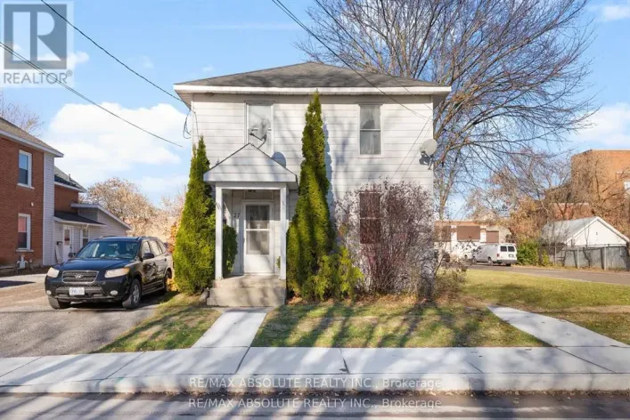 27 MACDONALD STREET S, Arnprior