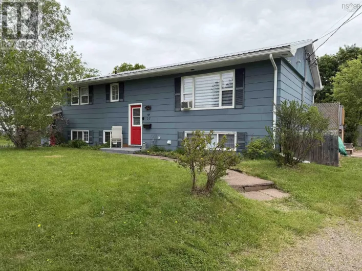 27 MacIntosh Avenue, Bible Hill