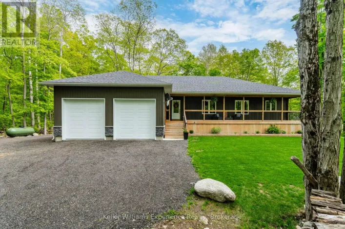 27 MEADOWS AVENUE, Tay