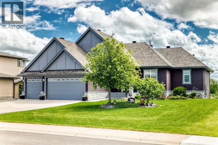 27 Monterra Link, Cochrane Lake