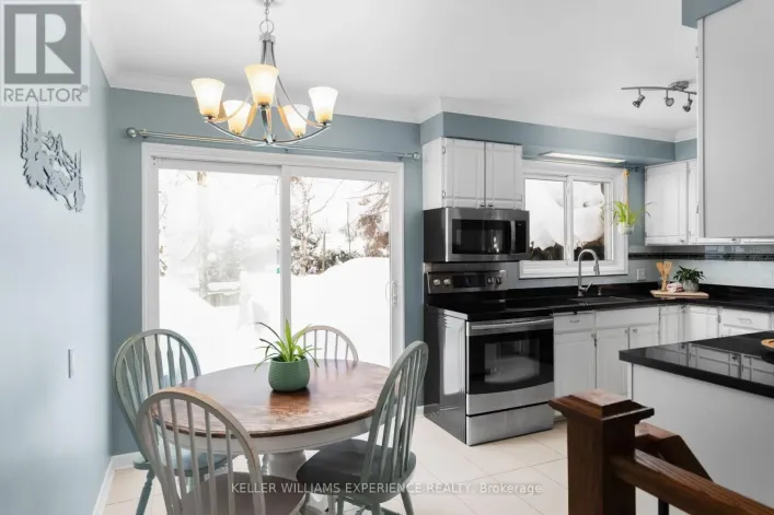 27 OTTAWAY AVENUE, Barrie