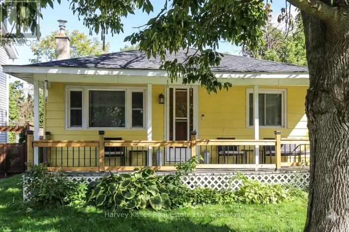 27 PEEL STREET, Penetanguishene