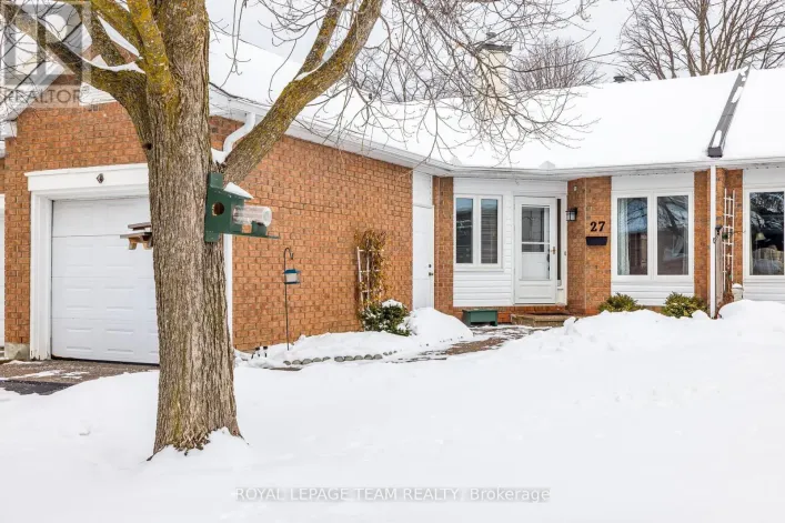 27 PINE NEEDLES COURT, Ottawa