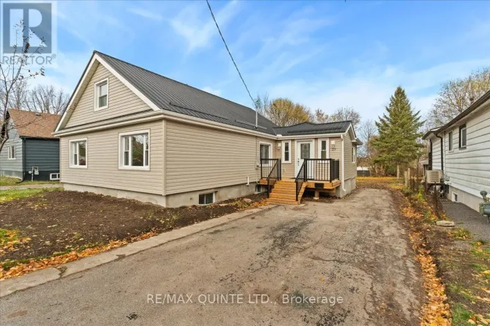 27 PURDY STREET, Belleville