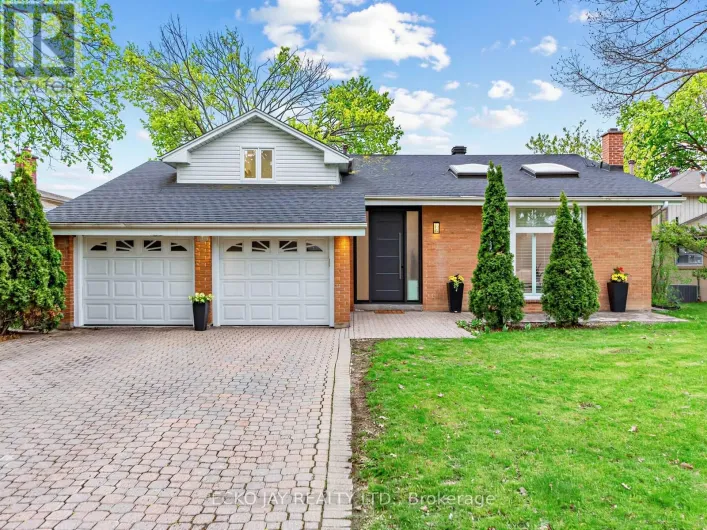 27 SILKWOOD CRESCENT, Toronto