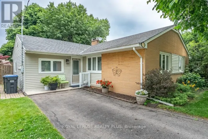 27 SORA DRIVE, Mississauga