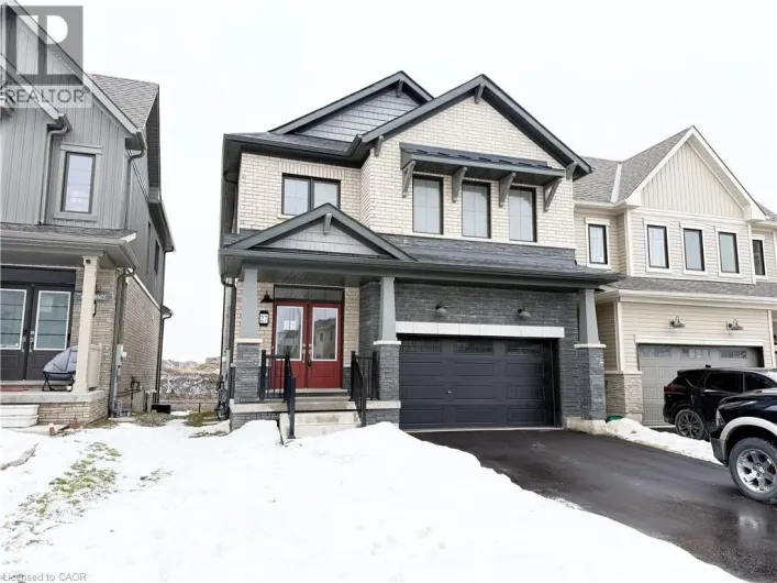 27 STARBOARD Crescent, Welland