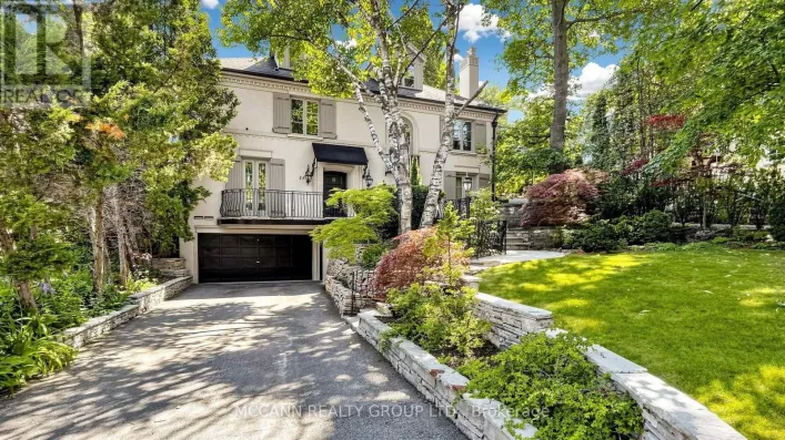27 STRATHGOWAN CRESCENT, Toronto