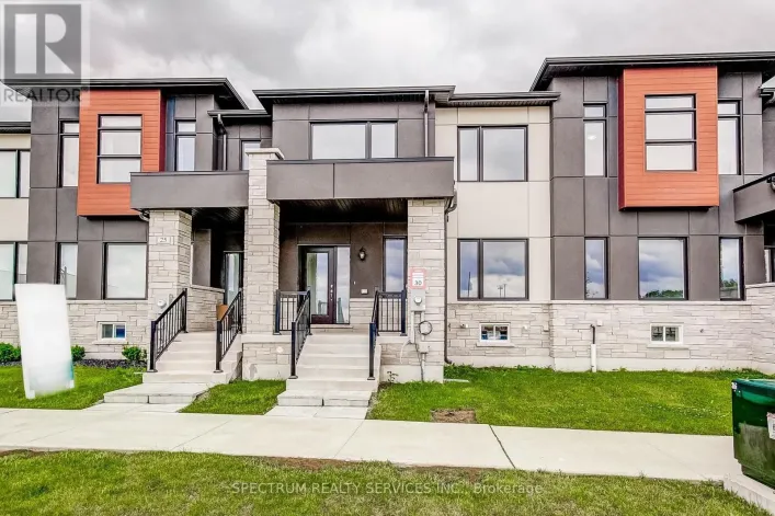 27 STRICKLAND AVENUE, Brant