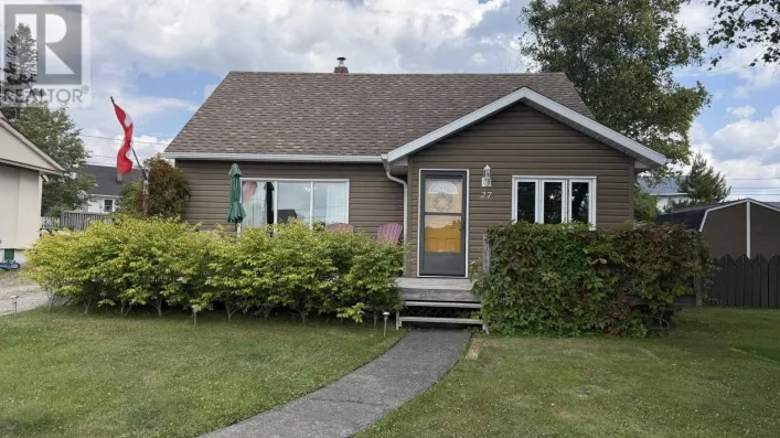 27 SUPERIOR AVENUE, Terrace Bay