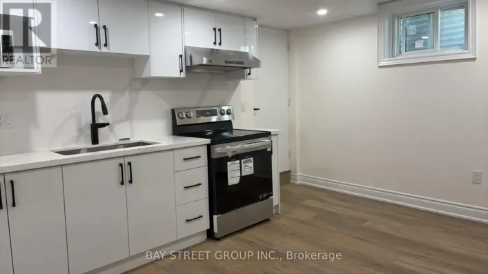 27 SYCAMORE DRIVE, Markham