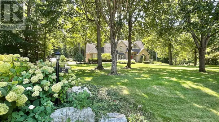 27 TIMBERLANE COURT, Clarington