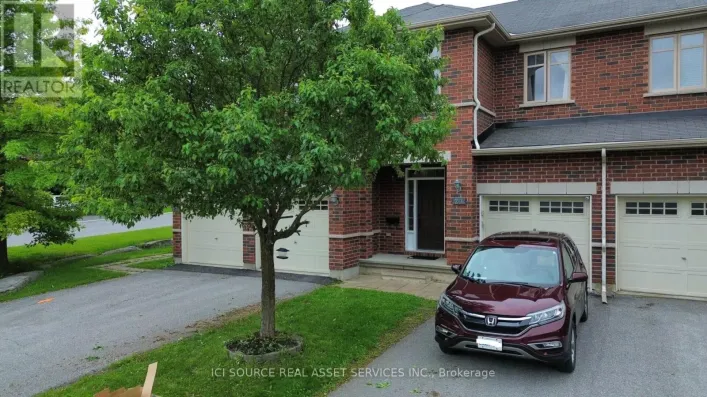 27 TORBEC AVENUE, Ottawa