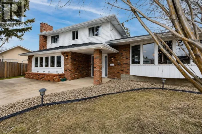 27 Wallace Close, Red Deer