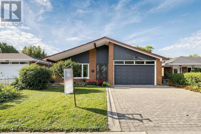 27 WARLINGHAM COURT, Toronto