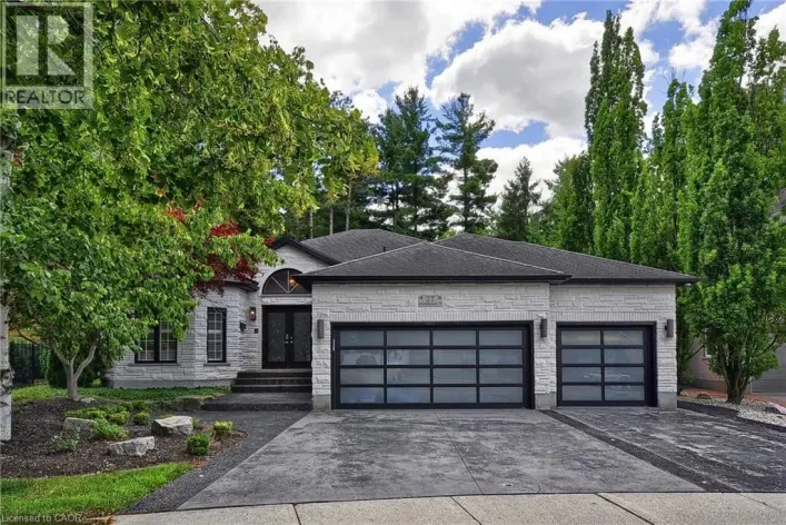 27 WOODMANS Court, Kitchener