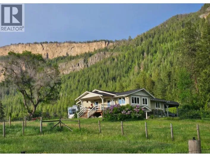 270 Brash-Allen Road, Enderby