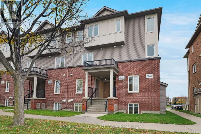270 ESPIN HEIGHTS, Ottawa
