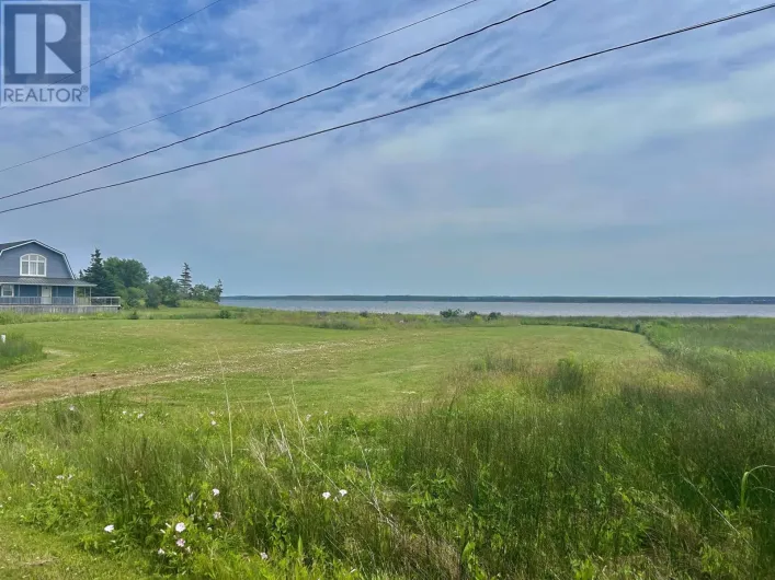 270 Hebrides Lane, New London