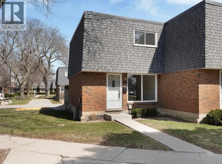 270 VICTORIA, Amherstburg