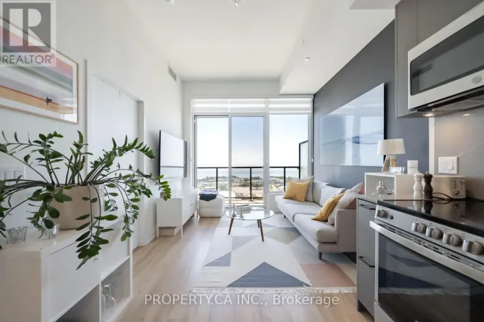 2701 - 135 EAST LIBERTY STREET, Toronto