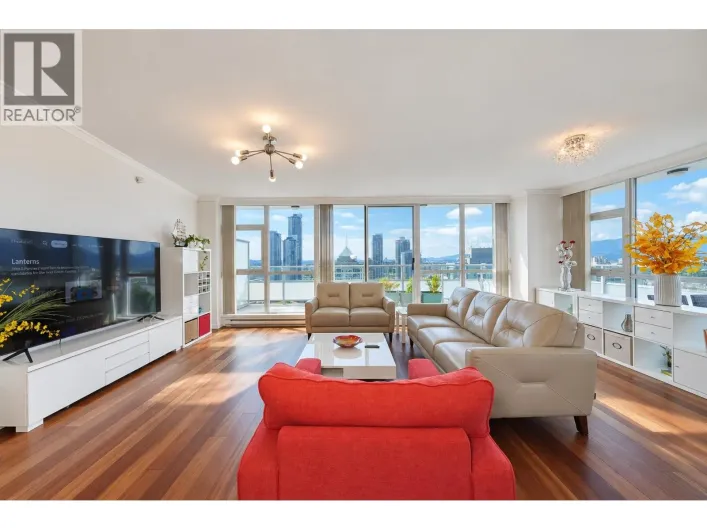 2701 4400 BUCHANAN STREET, Burnaby