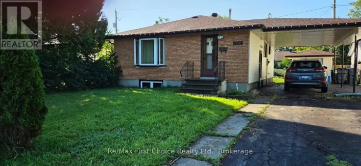 2702 CHURCHILL DRIVE E, Thunder Bay