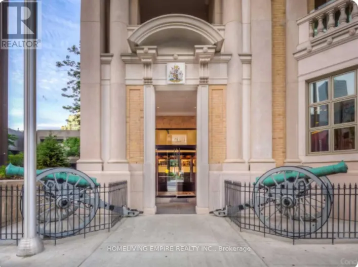 2703 - 426 UNIVERSITY AVENUE, Toronto