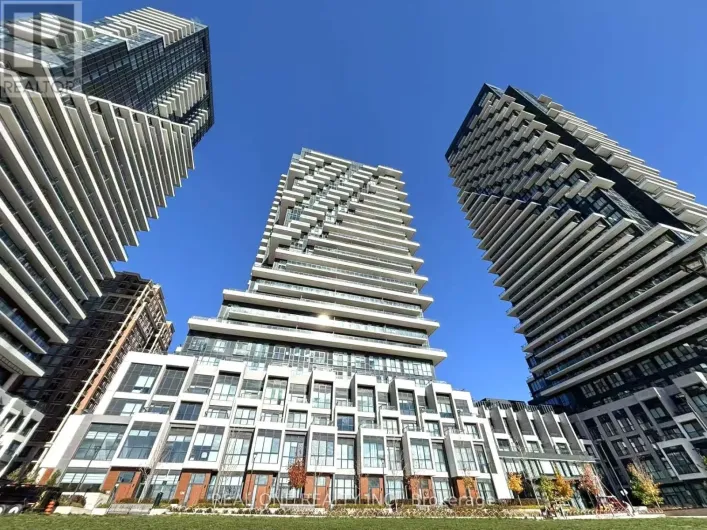 2704 - 30 INN ON THE PARK DRIVE, Toronto