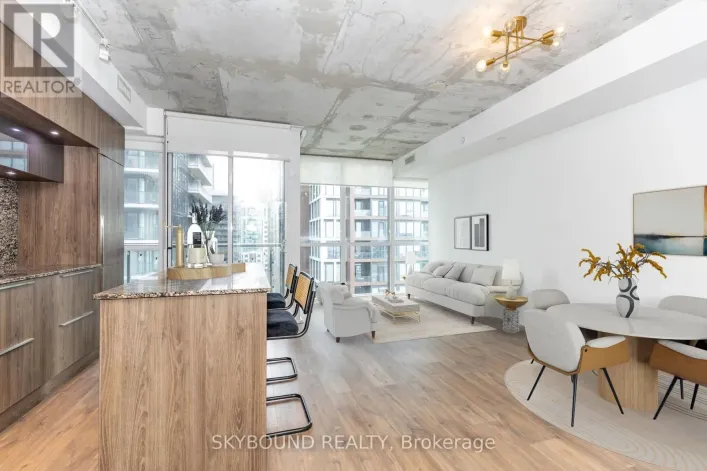 2704 - 88 BLUE JAYS WAY, Toronto