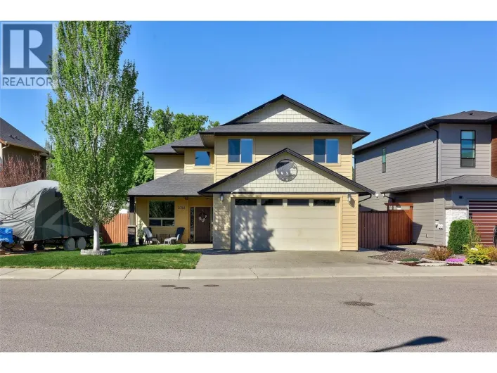 2704 BEACHMOUNT Crescent, Kamloops