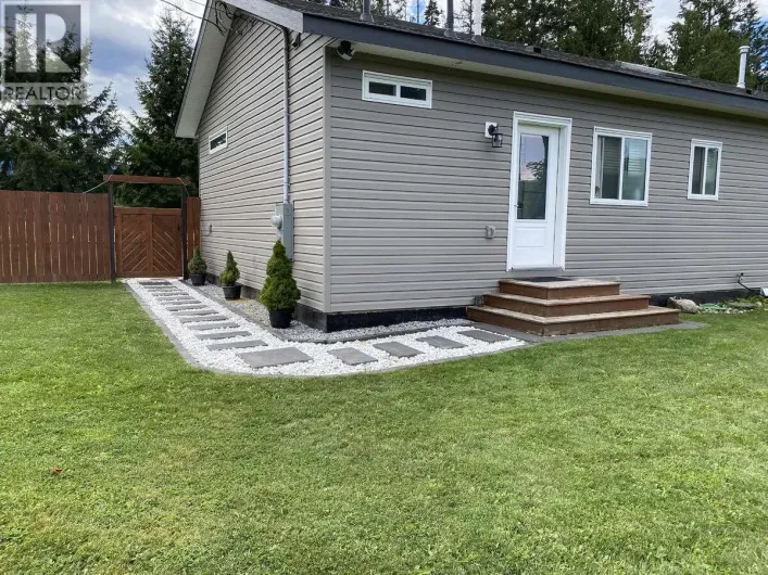 2704 JACKS Crescent, South Slocan