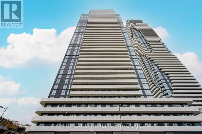 2705 - 8 INTERCHANGE WAY, Vaughan