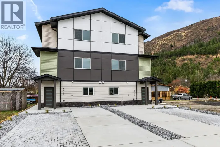 2709 Hewl Road, West Kelowna