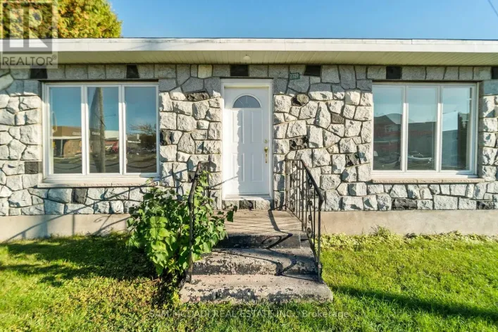 2709 LAURIER STREET, Clarence-Rockland