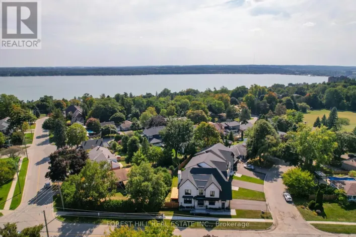 271 CODRINGTON STREET, Barrie