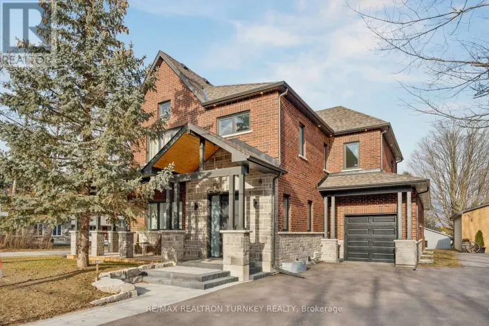 271 MAIN STREET N, Uxbridge